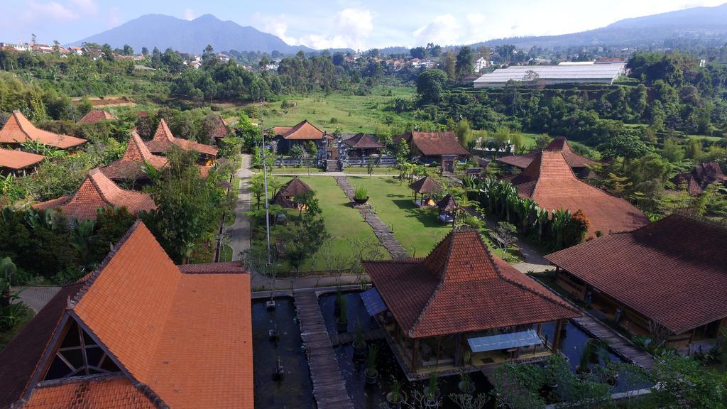 Jadul Village Resort Lembang Eksteriør bilde
