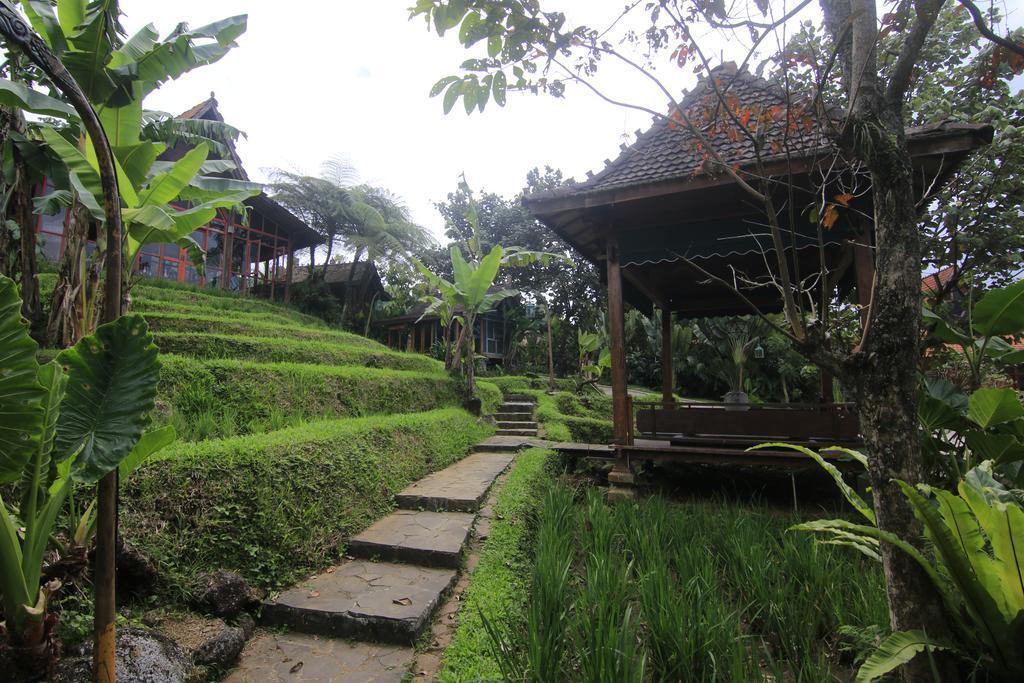 Jadul Village Resort Lembang Eksteriør bilde